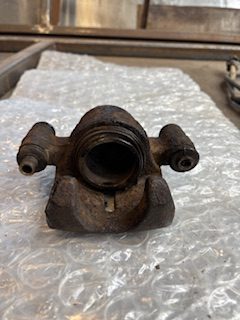 suzuki jimny brake caliper